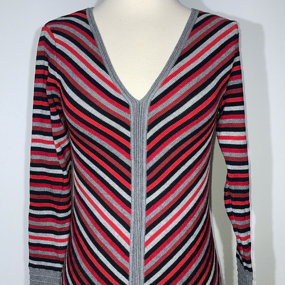 Cache black, red and gray long tunic sweater size medium